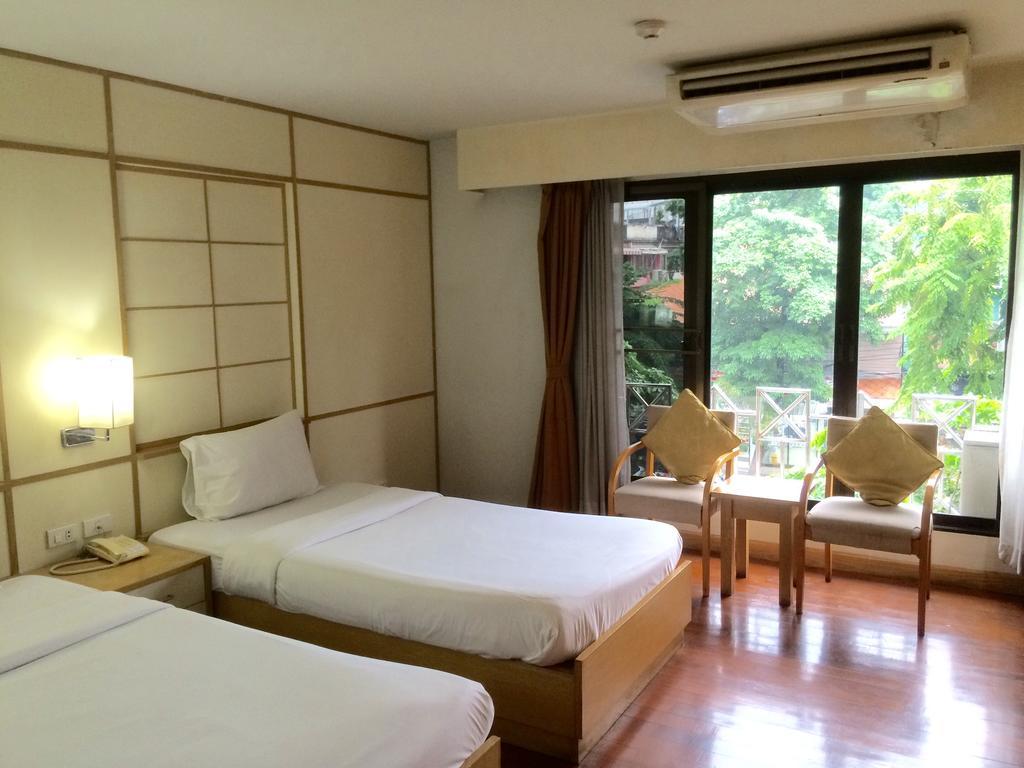 For You Residence Bangkok Buitenkant foto