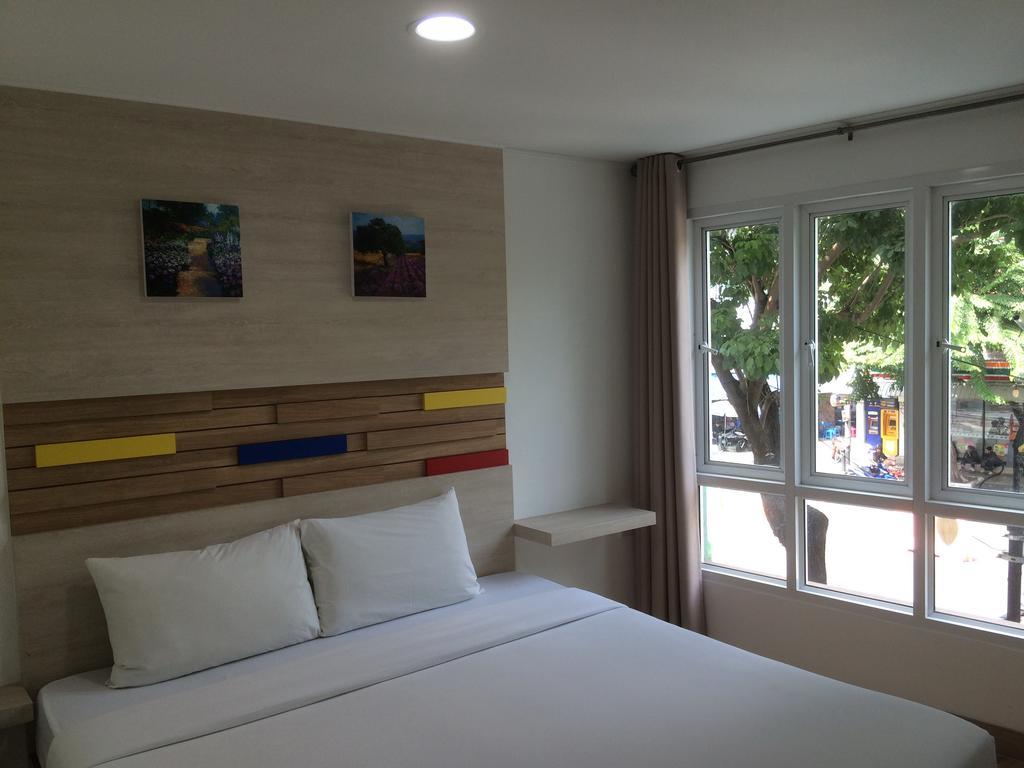 For You Residence Bangkok Buitenkant foto